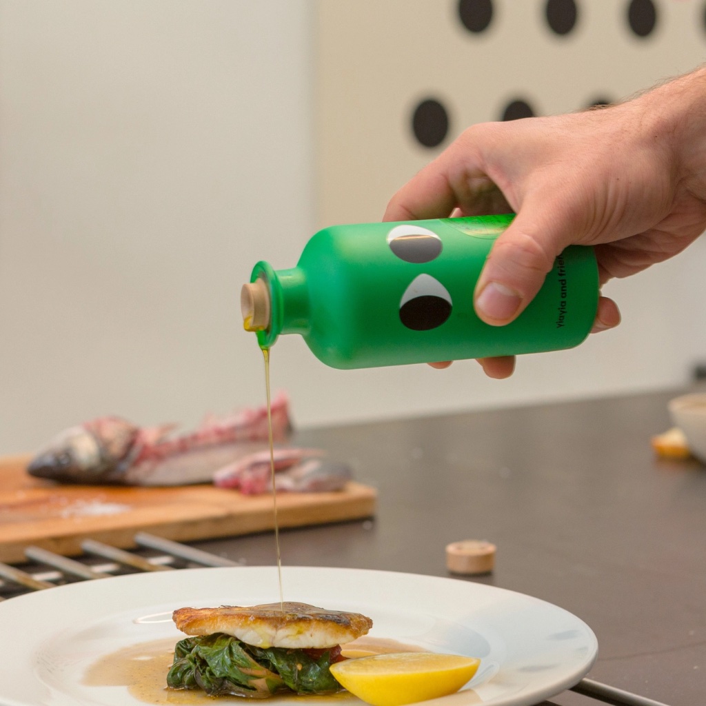 Extra Virgin Olive Oil with Basil | 200ml - Thumbnail 2