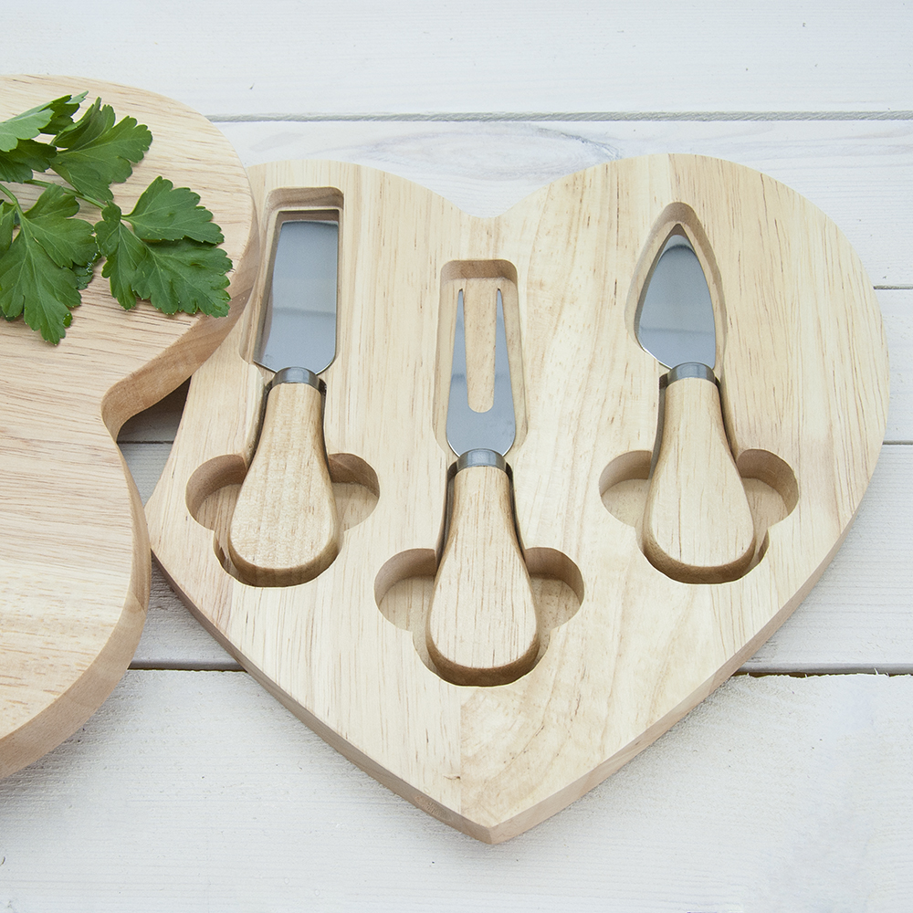 Couples' Romantic Heart Cheese Board - Thumbnail 4