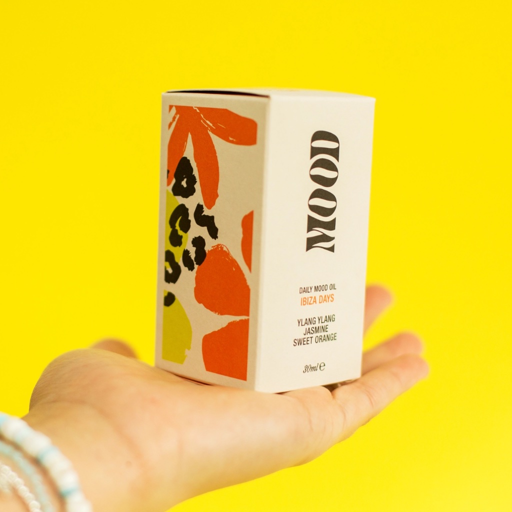 Ibiza Days Daily Aromatherapy Mood Oil - Thumbnail 3