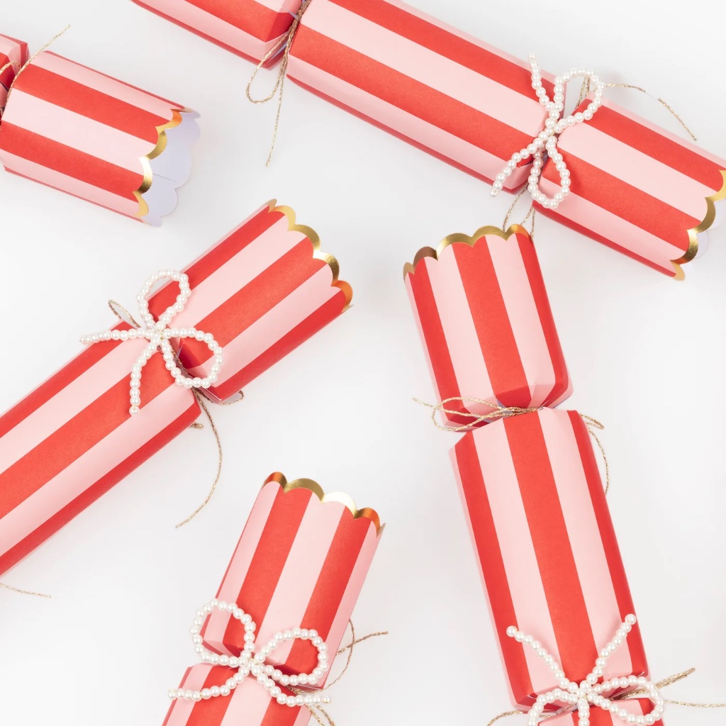 Set of Six Pearl Bow Crackers - Thumbnail 2