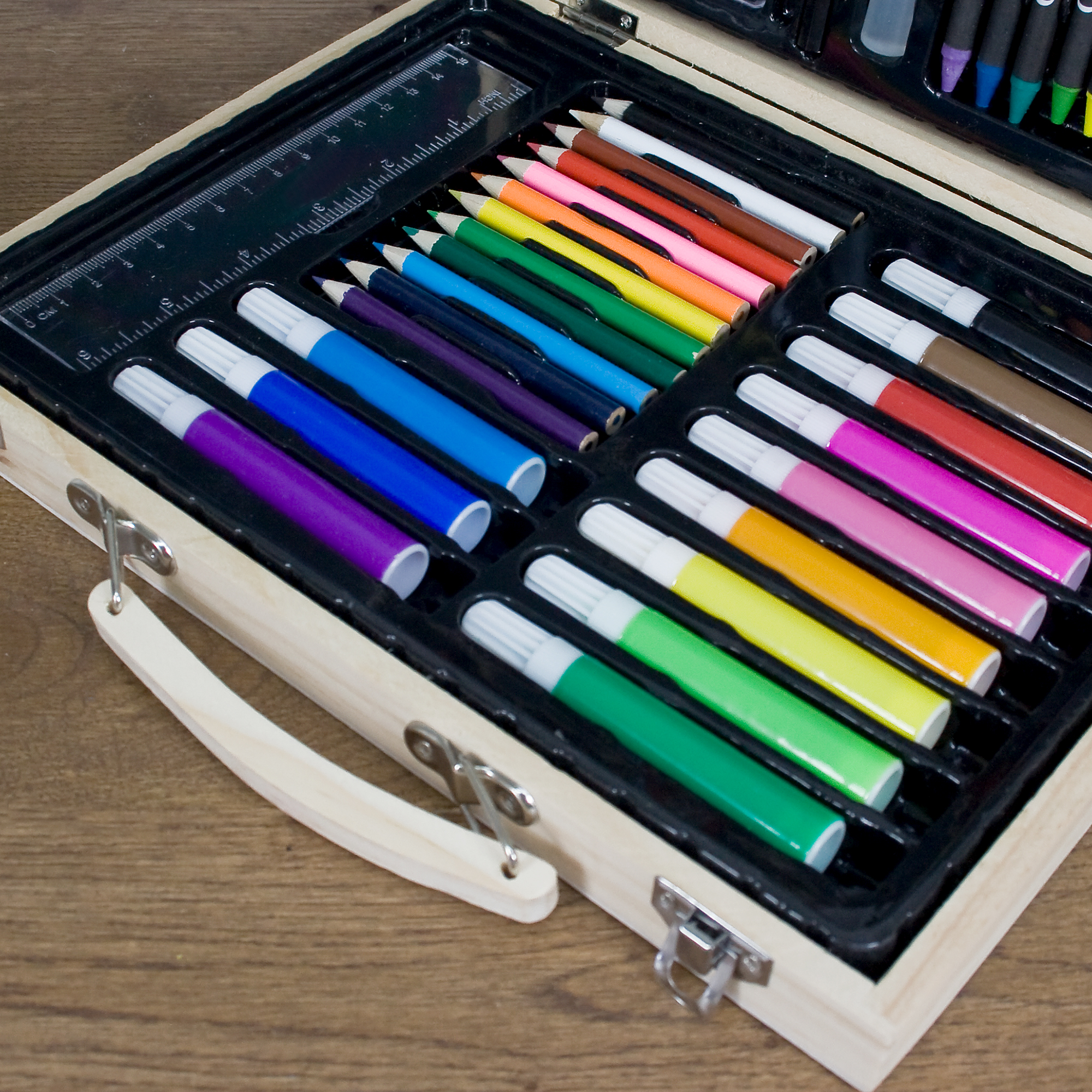 Personalised Children's Colouring In Set - Thumbnail 2