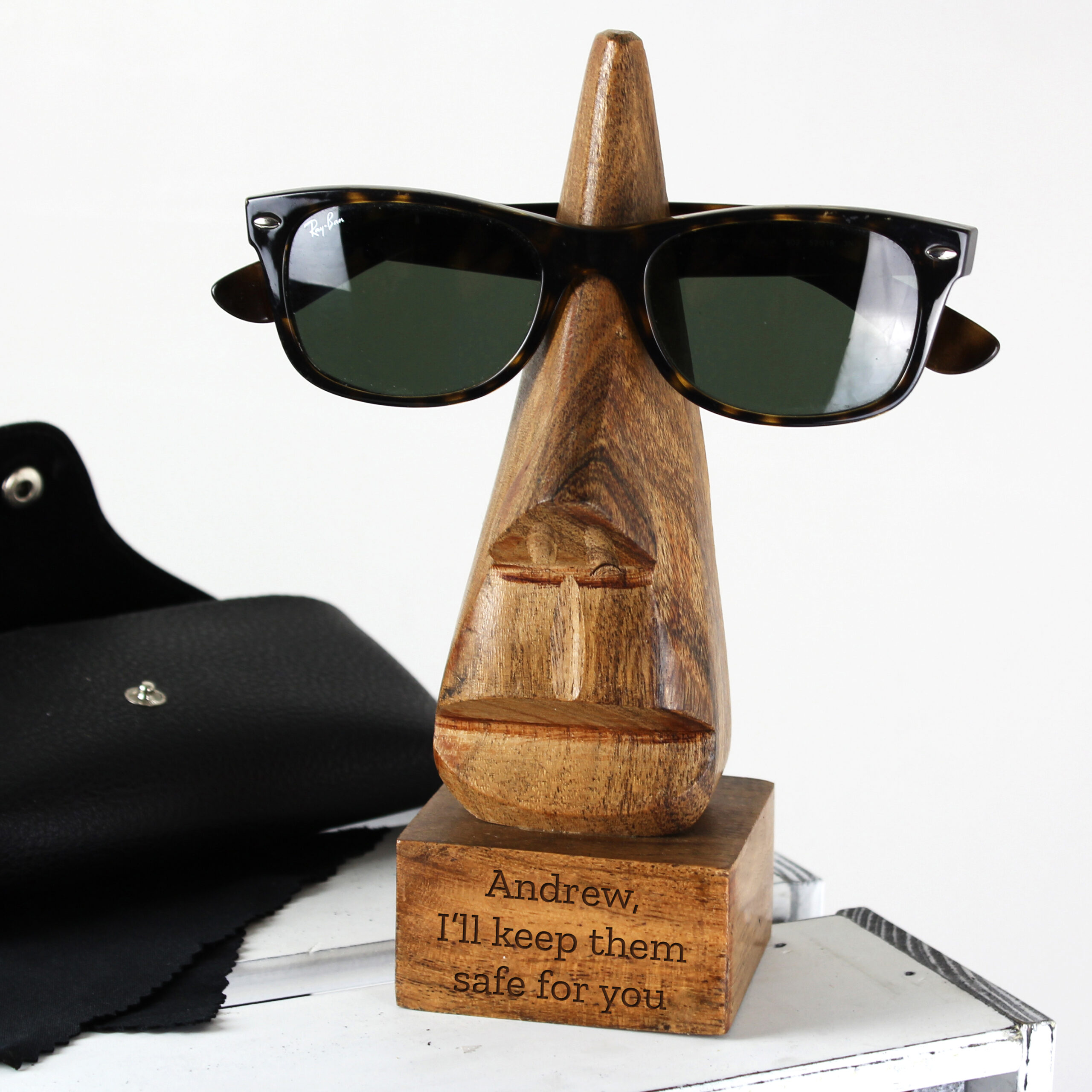 Personalised Nose-Shaped Glasses Holder - Thumbnail 2