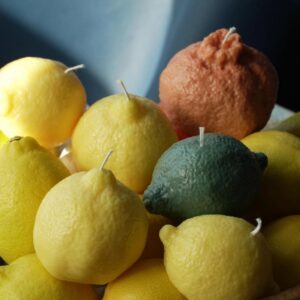 Handmade Citrus Fruit Candle - Thumbnail 3