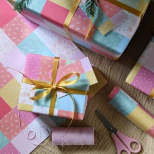 Pastel Patchwork Quilt Wrapping Paper - Thumbnail 4