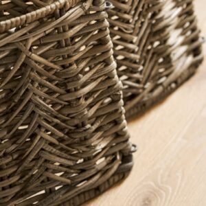 Rattan Zig Zag Christmas Tree Skirt - Thumbnail 3