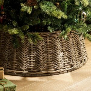 Rattan Zig Zag Christmas Tree Skirt - Thumbnail 1